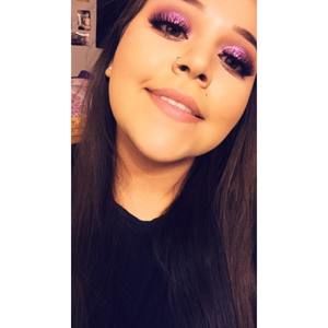 Meet your Posher, Ellena